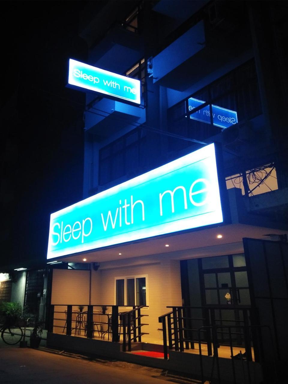 Sleep With Me Bangkok - Bts Phra Khanong מראה חיצוני תמונה